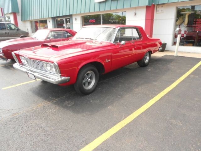 Plymouth Fury 1963 image number 8