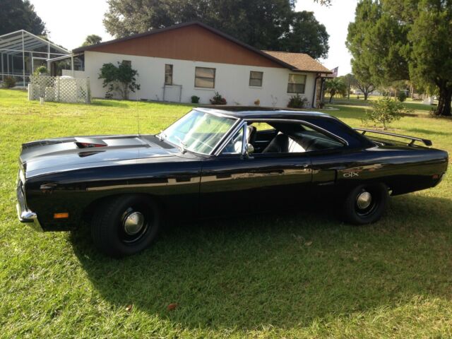 Plymouth GTX 1970 image number 0