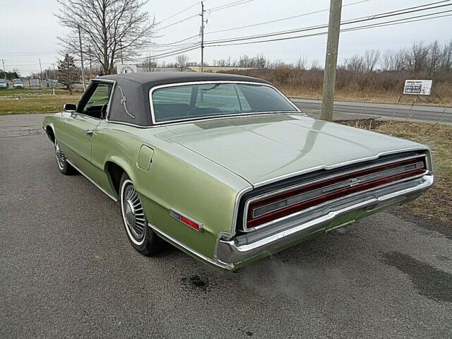 Ford Thunderbird 1968 image number 7