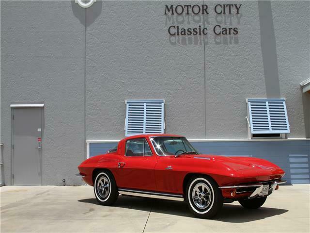 Chevrolet Corvette 1965 image number 0