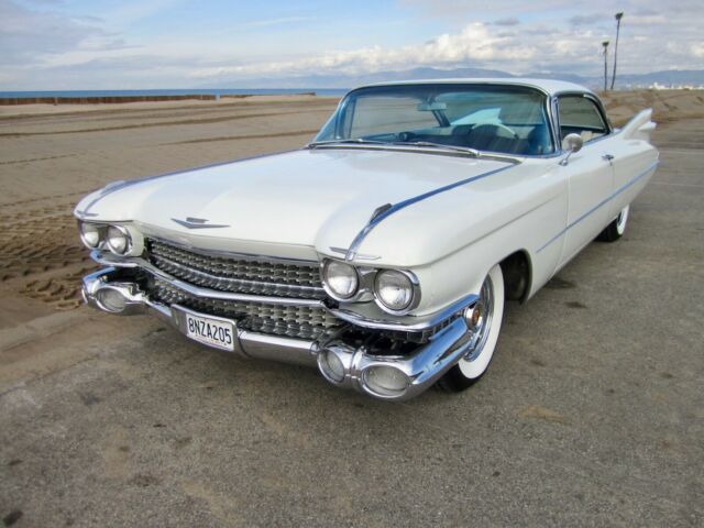 Cadillac DeVille 1959 image number 20