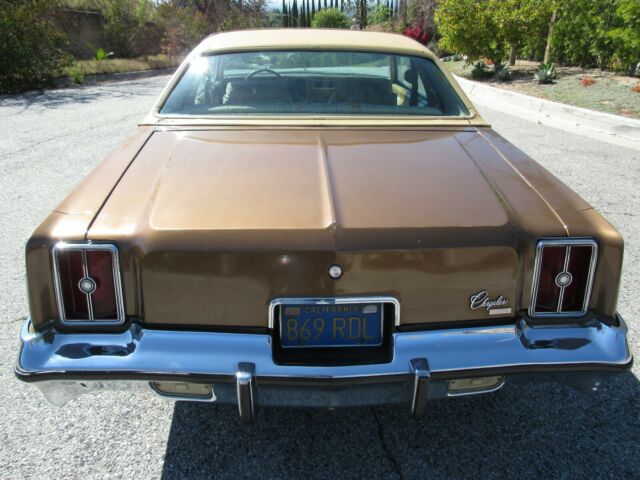 Chrysler Cordoba 1976 image number 26