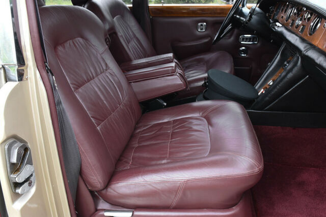 Rolls-Royce Silver Shadow 1973 image number 5