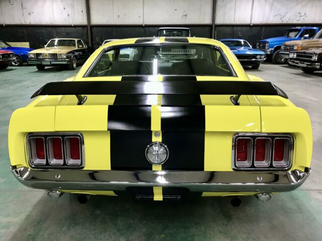 Ford Mustang 1970 image number 3