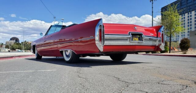 Cadillac DeVille Convertible 1966 image number 5