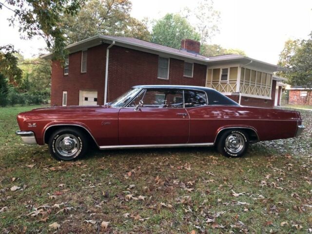 Chevrolet Caprice 1966 image number 21