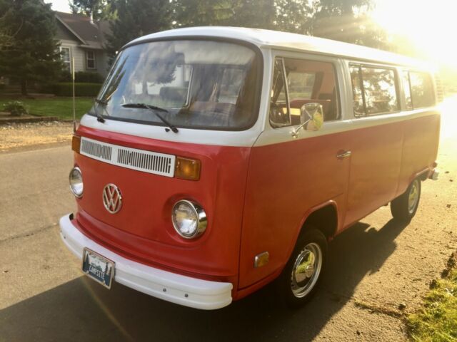 Volkswagen Bus Camper 1974 image number 1