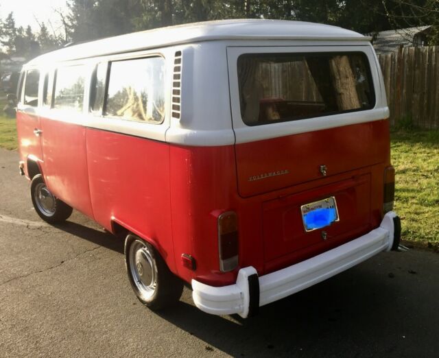 Volkswagen Bus Camper 1974 image number 22