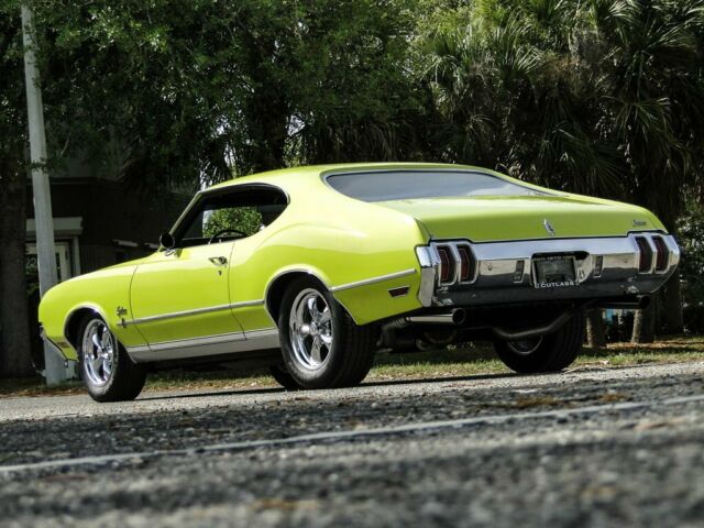 Oldsmobile Cutlass 1970 image number 31