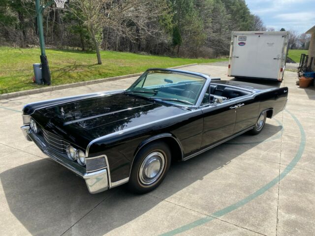 Lincoln Continental 1965 image number 28