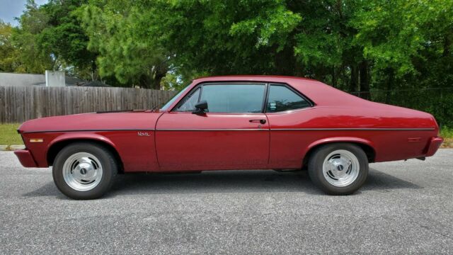 Chevrolet Nova 1972 image number 2