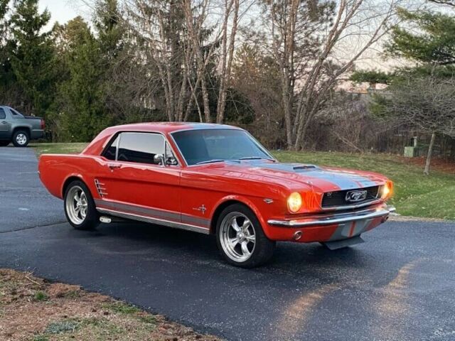 Ford Mustang 1966 image number 30