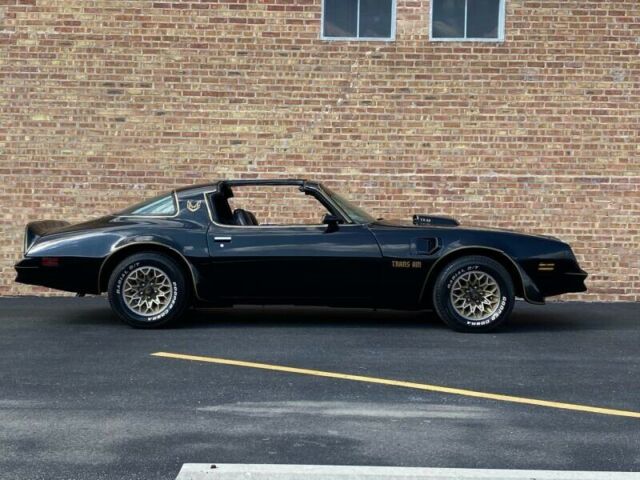 Pontiac Trans Am 1977 image number 28