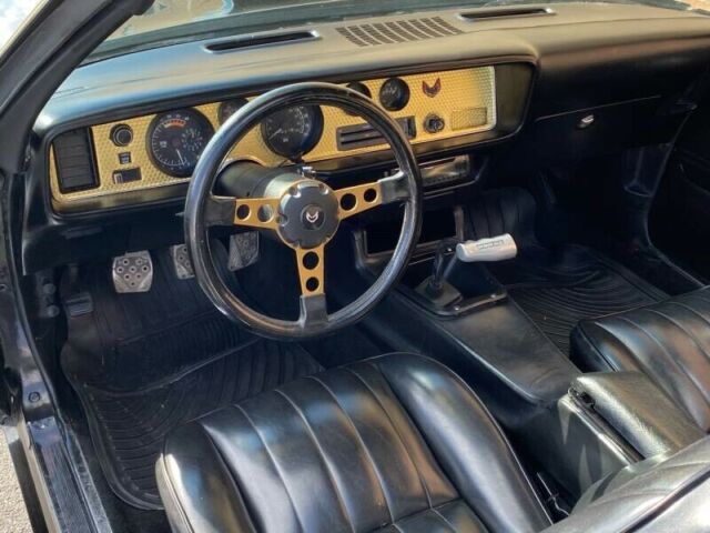 Pontiac Trans Am 1977 image number 31