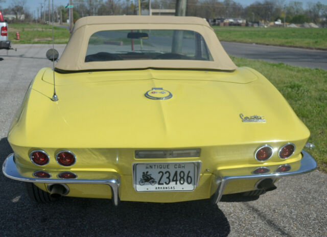 Chevrolet Corvette 1967 image number 12