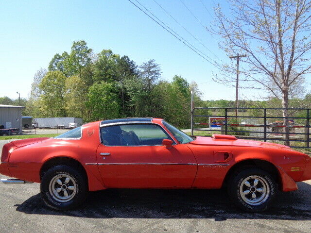 Pontiac Firebird 1979 image number 0