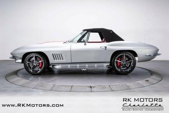 Chevrolet Corvette 1967 image number 16