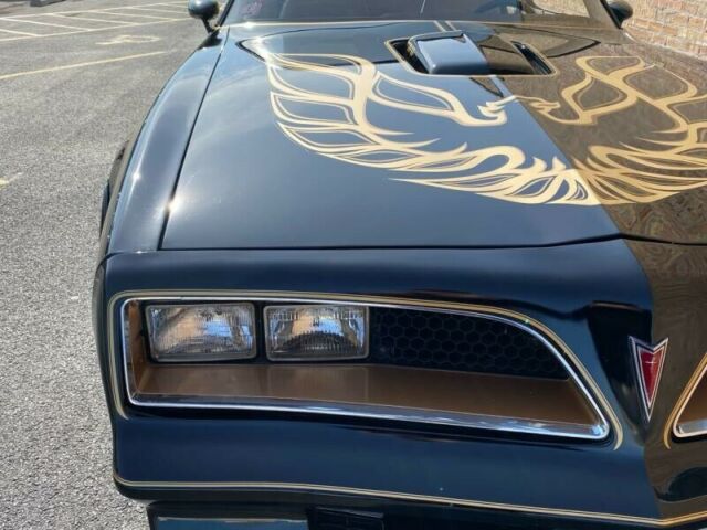 Pontiac Trans Am 1977 image number 20