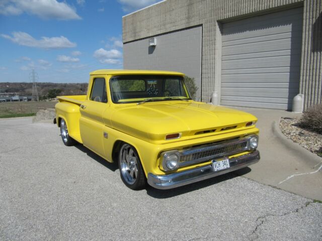 Chevrolet 1/2 PICKUP 1966 image number 32