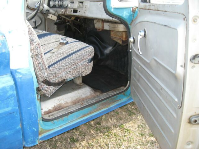 GMC BIG BACK WINDOW 1/2t FLEETSIDE 1962 image number 27