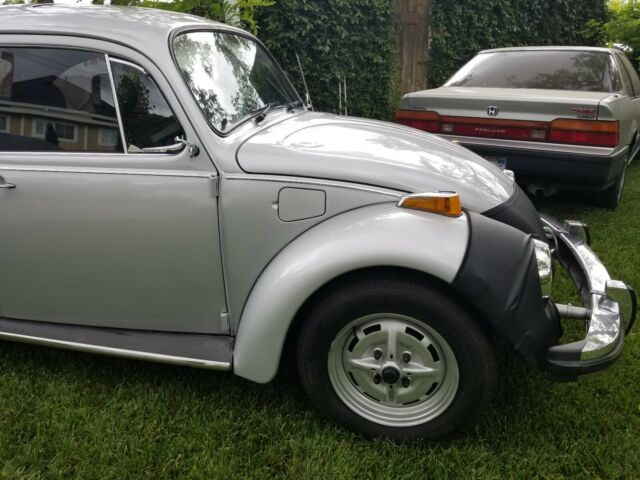 Volkswagen Beetle 1977 image number 1