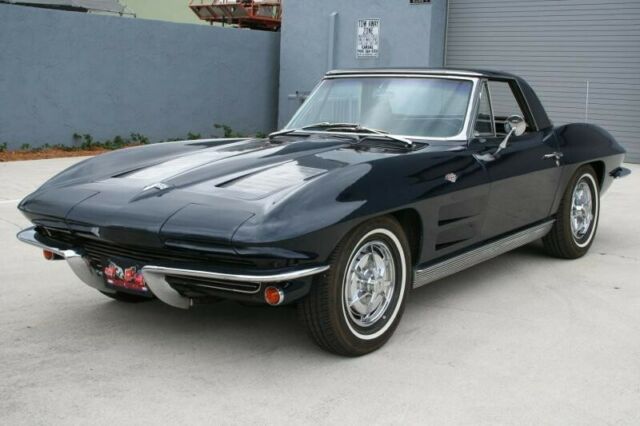 Chevrolet Corvette 1963 image number 0