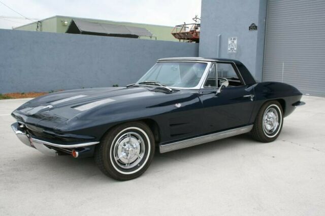 Chevrolet Corvette 1963 image number 1