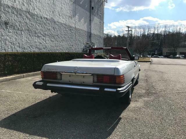 Mercedes-Benz SL-Class 1977 image number 7