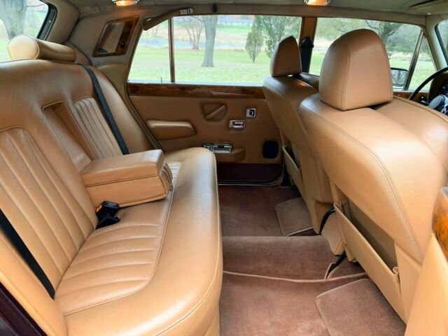 Rolls-Royce Silver Shadow 1978 image number 17