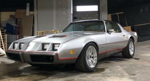 Pontiac Firebird 1979 image number 1