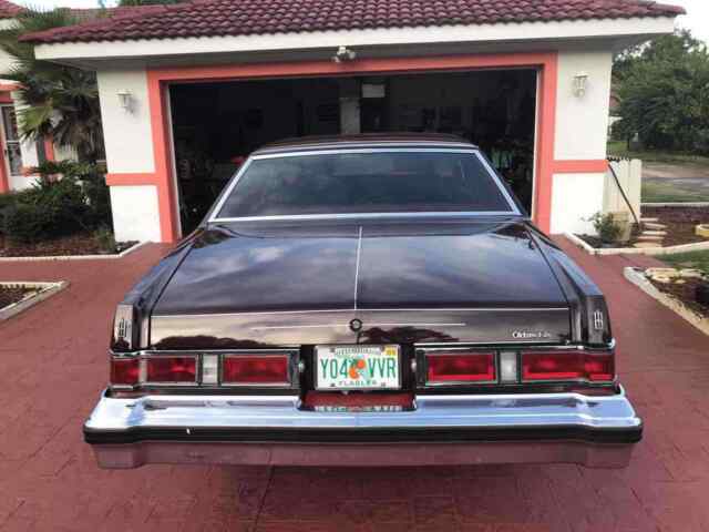 Oldsmobile Delta 88 1979 image number 28