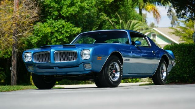 Pontiac Firebird 1972 image number 2