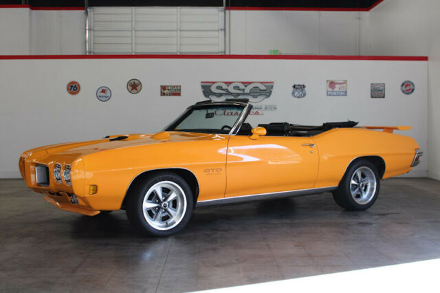 Pontiac GTO 1970 image number 0