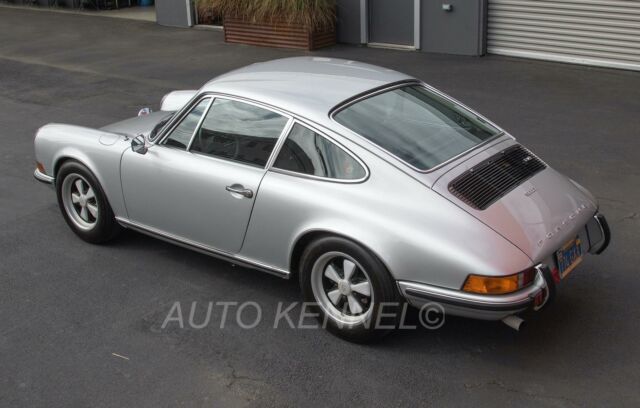 Porsche 911 1973 image number 3