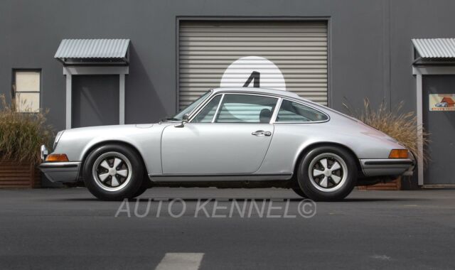 Porsche 911 1973 image number 5