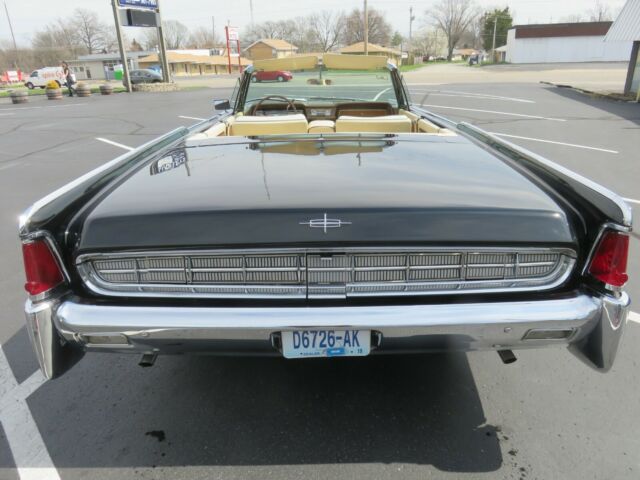 Lincoln Continental 1963 image number 4