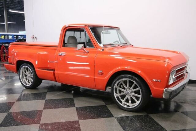 Chevrolet C-10 1967 image number 16