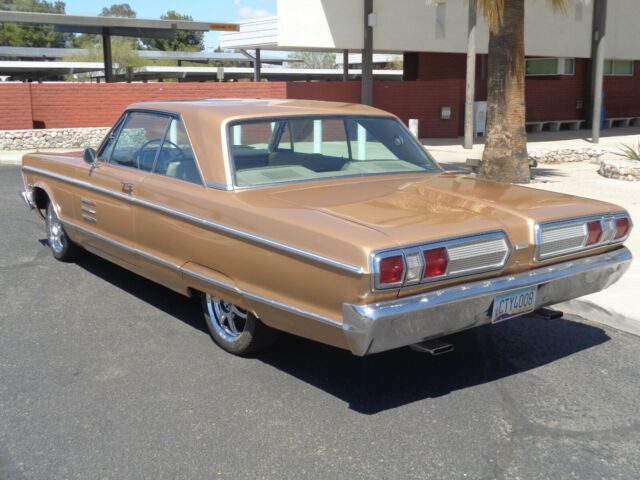 Plymouth Fury 1966 image number 27