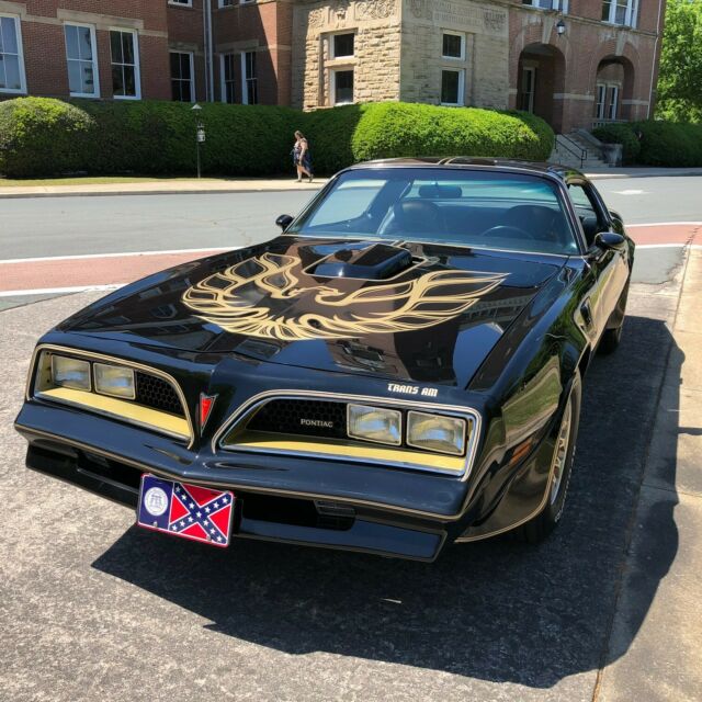 Pontiac Trans Am 1977 image number 0