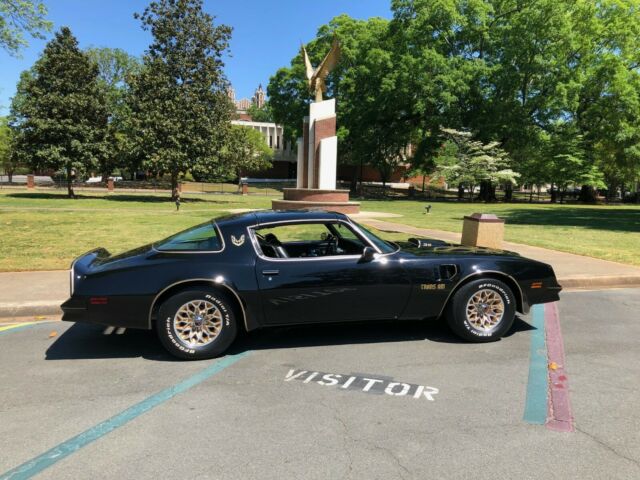 Pontiac Trans Am 1977 image number 20