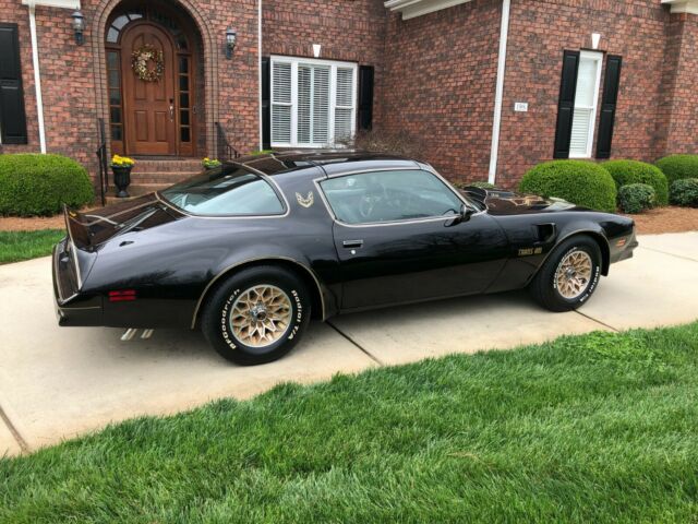 Pontiac Trans Am 1977 image number 21