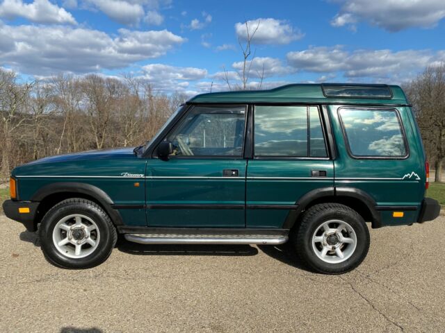 Land Rover Discovery 1900 image number 3