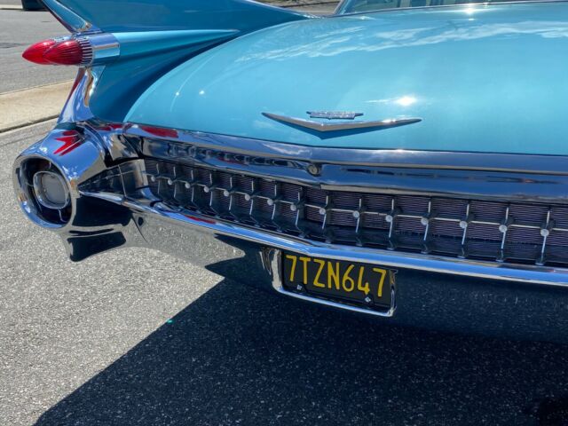 Cadillac DeVille 1959 image number 31