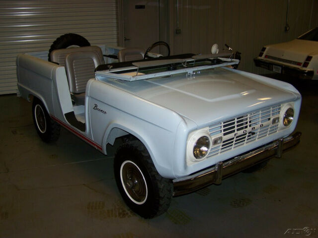 Ford Bronco 1966 image number 18