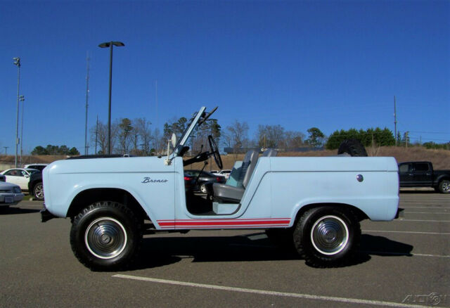 Ford Bronco 1966 image number 30