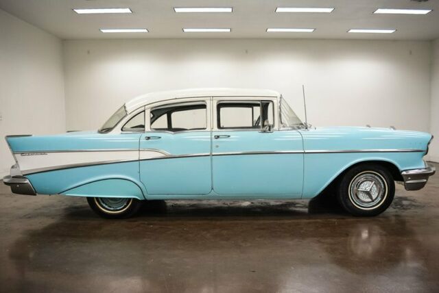 Chevrolet Bel Air/150/210 1957 image number 31