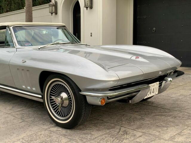 Chevrolet Corvette 1965 image number 7