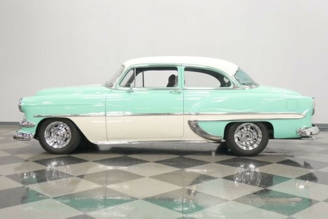 Chevrolet Bel Air/150/210 1954 image number 31