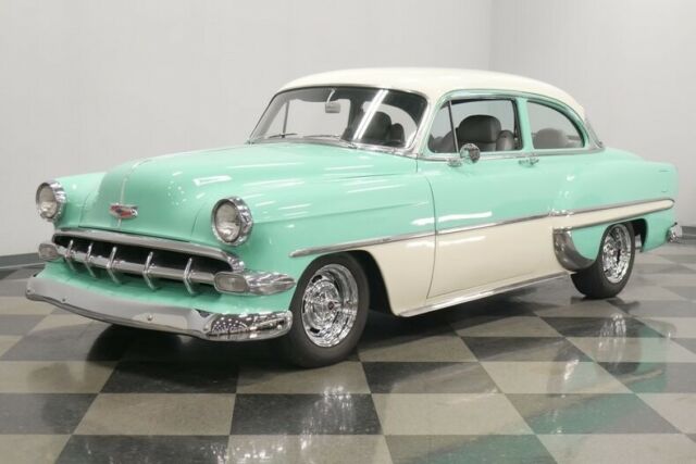 Chevrolet Bel Air/150/210 1954 image number 5