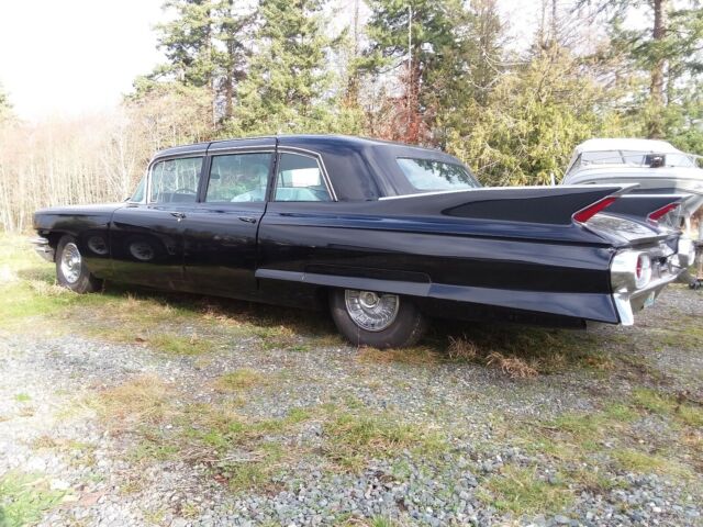 Cadillac Fleetwood 1961 image number 27